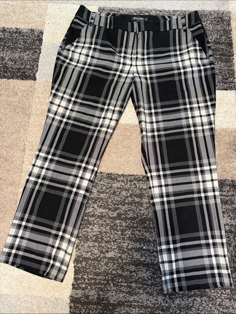 New York & Company NY & Co 7th Avenue Suiting pants, black plaid, size 14 GUC!